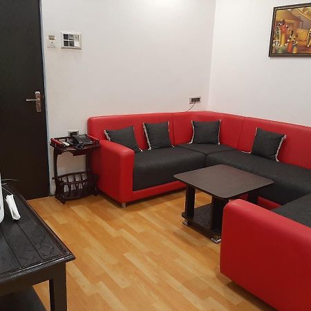 Le Leisure Ξενοδοχείο Αλλαχαμπάντ Εξωτερικό φωτογραφία